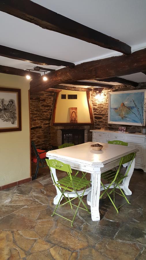 Pension Albergue A Pedra Sarria Εξωτερικό φωτογραφία
